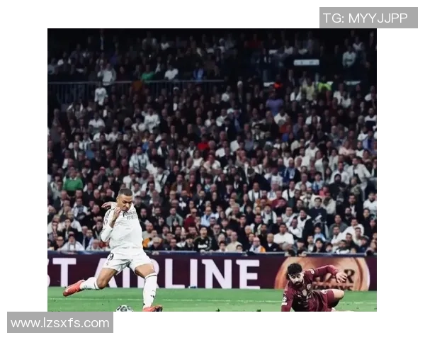 友谊赛精彩对决里昂与皇马战成平局引发全场热议