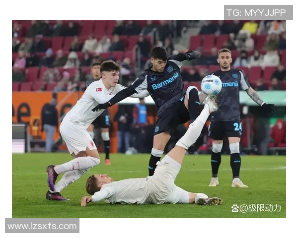 德甲惊现冷门里昂与曼联激战成平局引发全场震惊